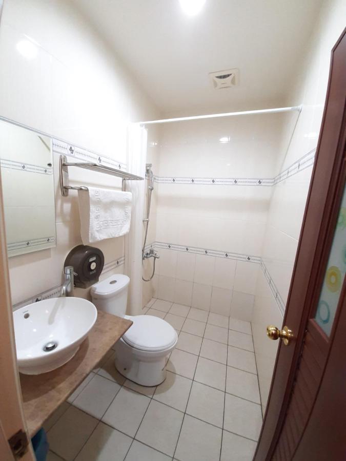 墾丁大街 皇佳旅店 Apartment ภายนอก รูปภาพ